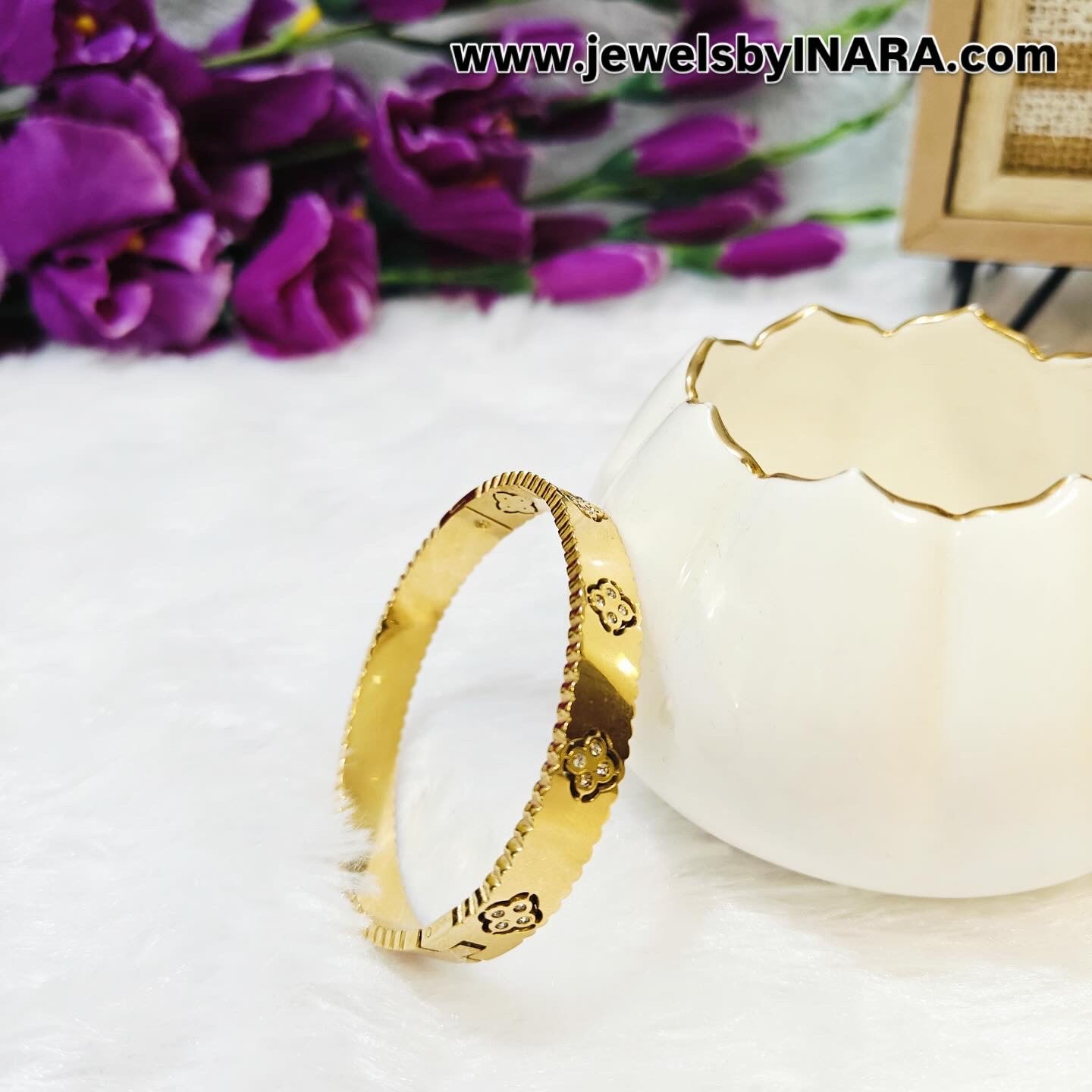 Adjustable Classic Bangle