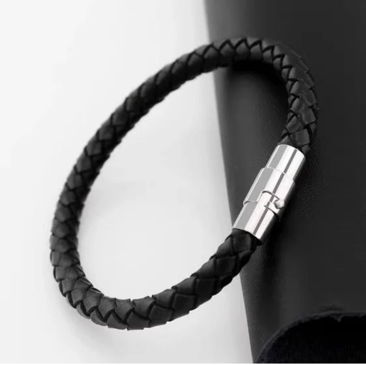 Metal Lock Black Bracelet