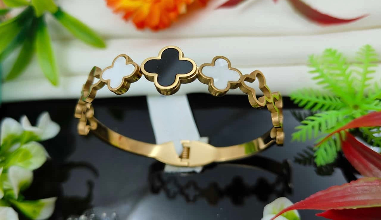 Dainty black, white & hollow bracelet.