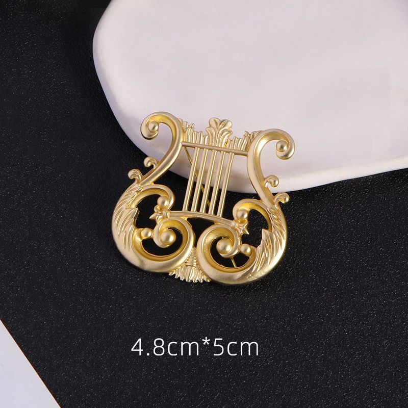 Vintage harp design Brooch