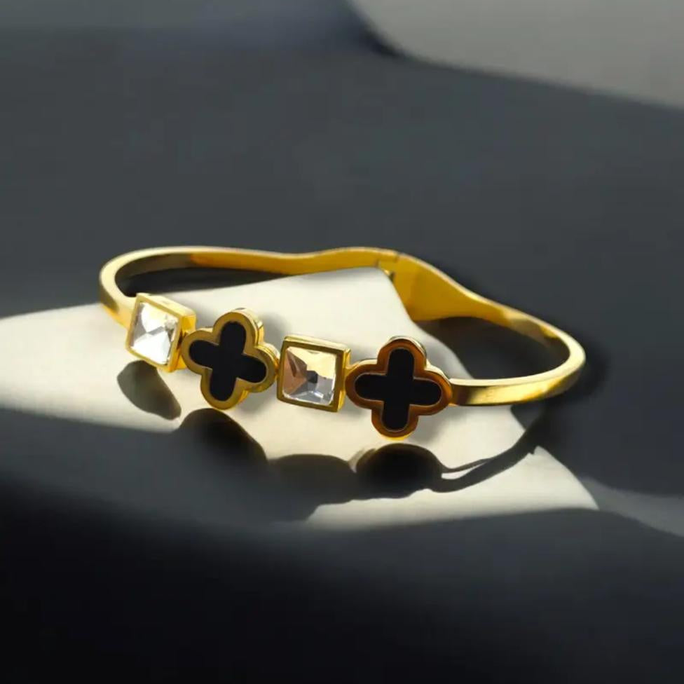 AD & Black Pearl Bracelet