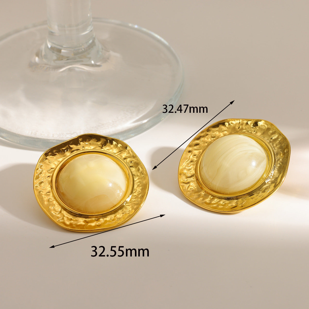 Oval Gold Pearl