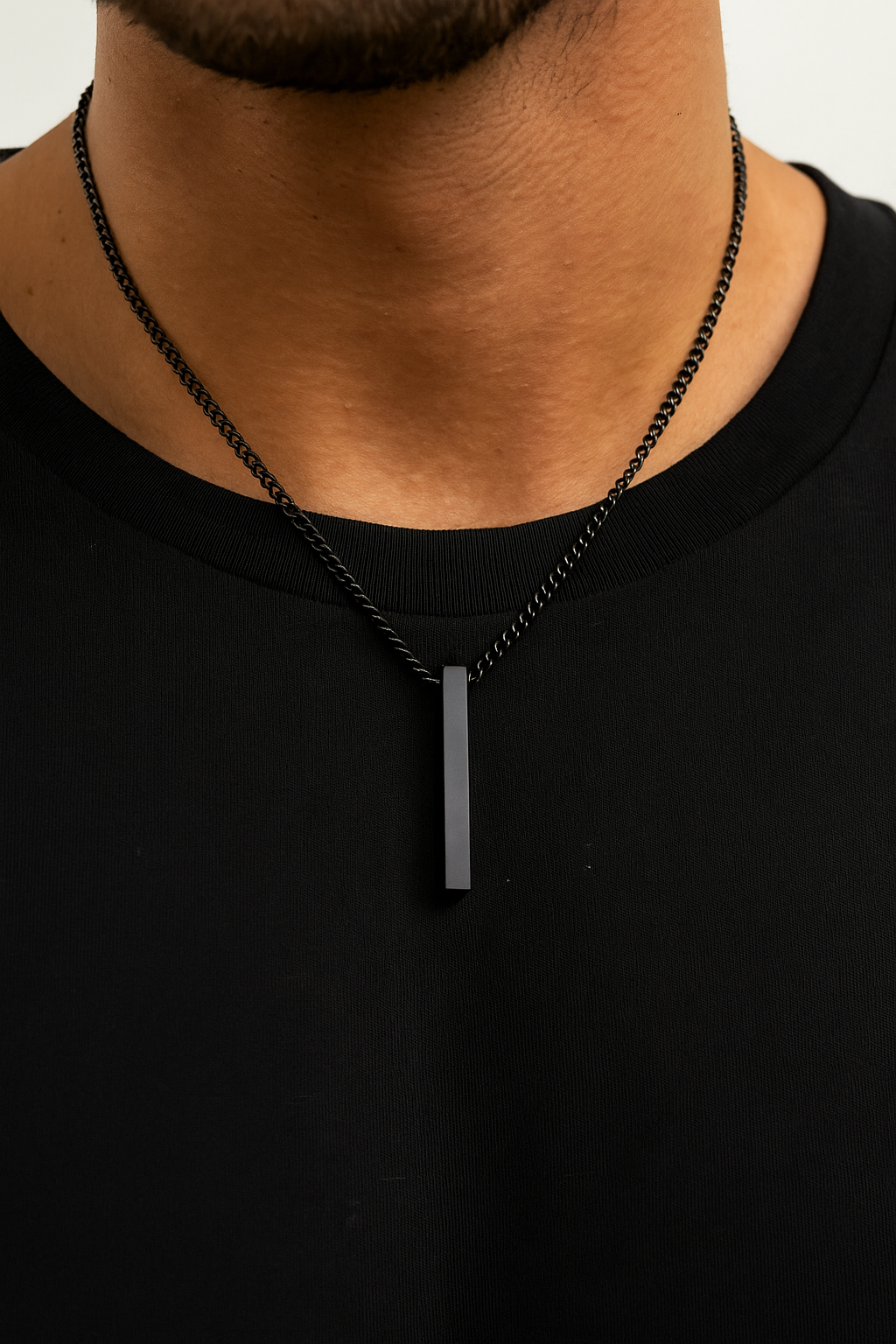 Bold Black Pendant & Chain