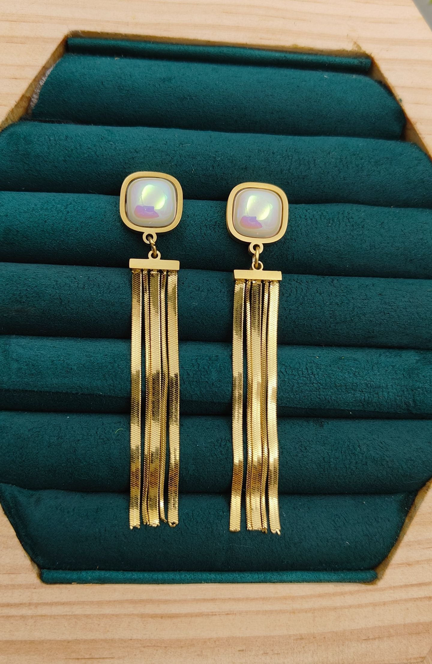 Pearl Charmed Golden Chain Earring
