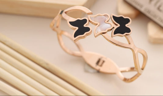 Triple Butterfly White & Black