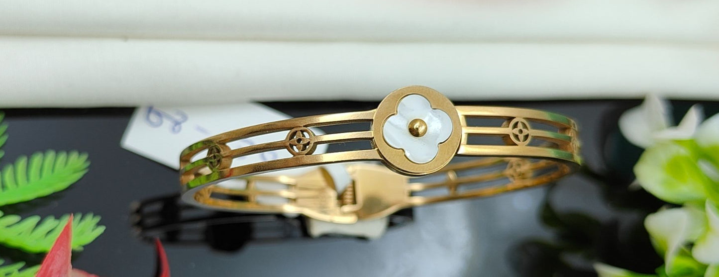 Golden Triple Held White Marble