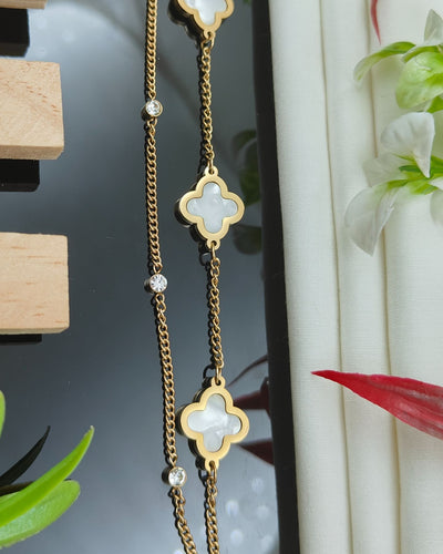White Bank Leaf Golden Chain Bracelet