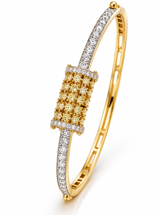Pearl Lumière Cuff