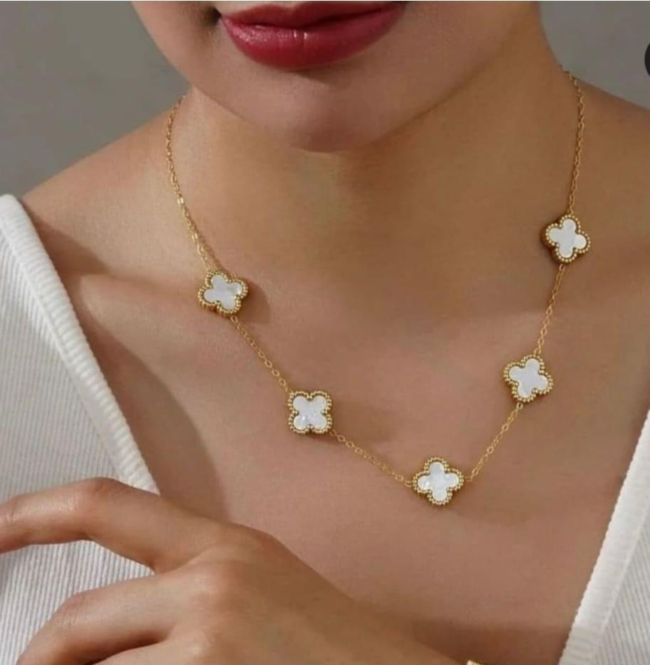 Moonlit Petals Necklace (White)