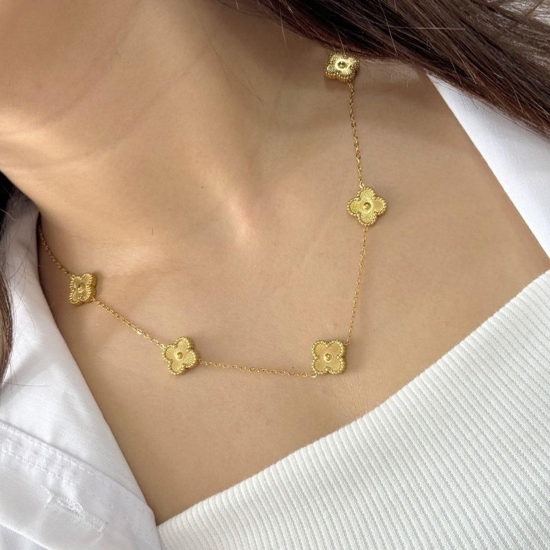 Moonlit Petals Necklace (Golden)