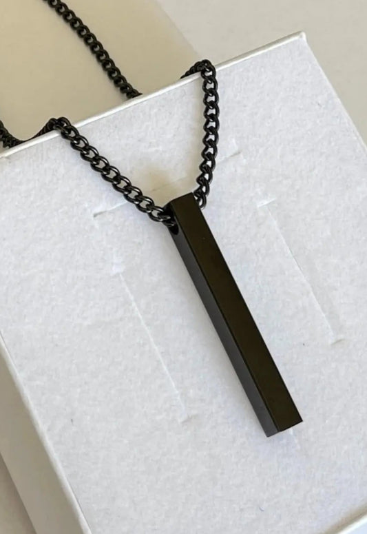 Bold Black Pendant & Chain