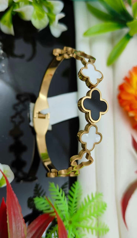 Dainty black, white & hollow bracelet.