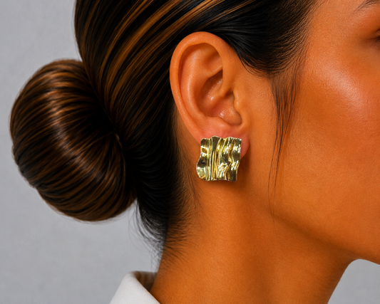 Gold Wave Stud