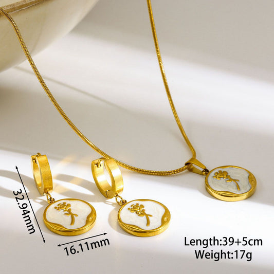 White Floral Pendant Set
