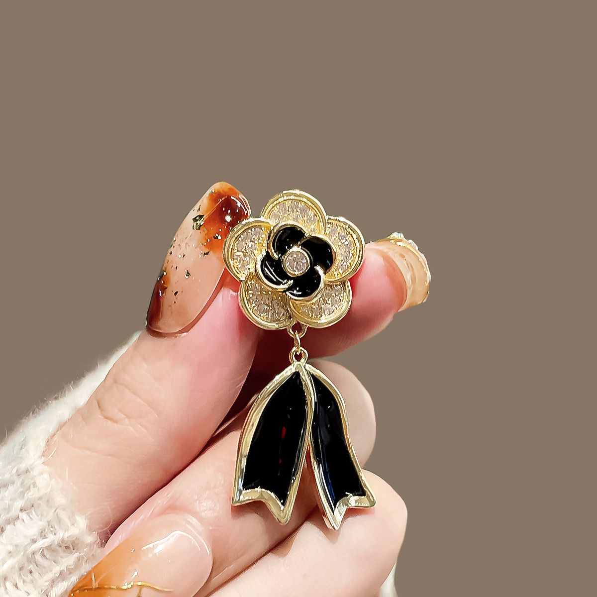 Brooch