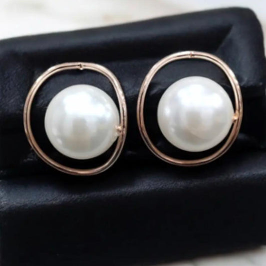 Golden Round Pearl Earrings