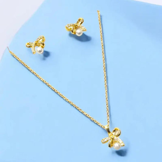 Unique Bow Pearl Necklace Set