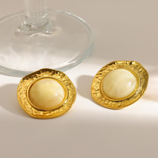 Oval Gold Pearl