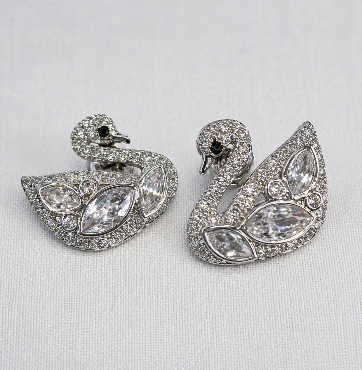 Swan Crystal Stud