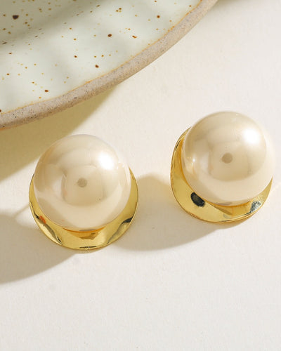 Classic Pearl Stud